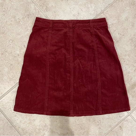 Urban Outfitters Burgundy Comfy Corduroy Textured Mini Pencil PocketCasual Skirt - Picture 2 of 6
